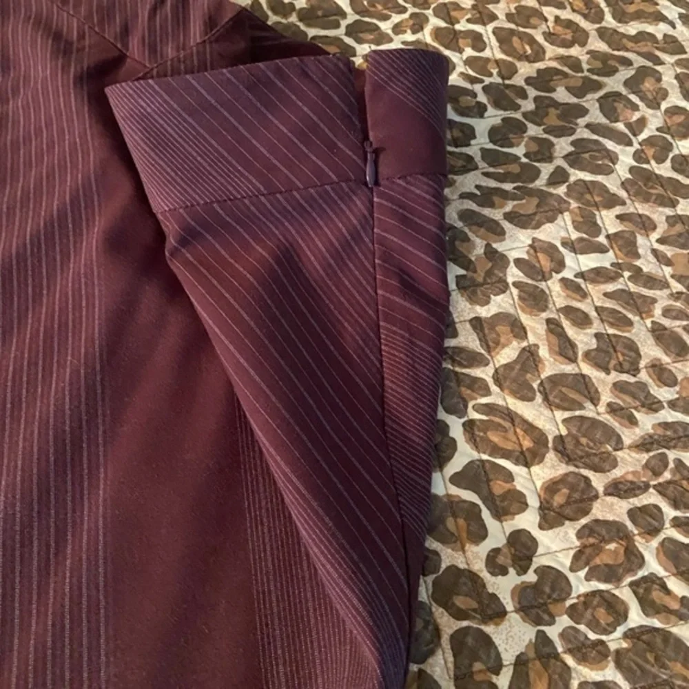 Old Navy Burgundy Wine Striped Plaid Skirt size 10